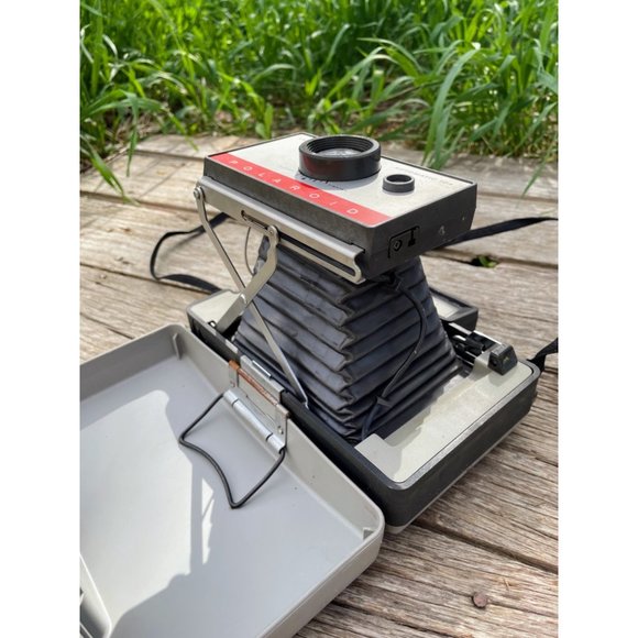 Vintage 1960s Polaroid 104 Land Camera Untested Collectible Decor - Picture 16 of 16